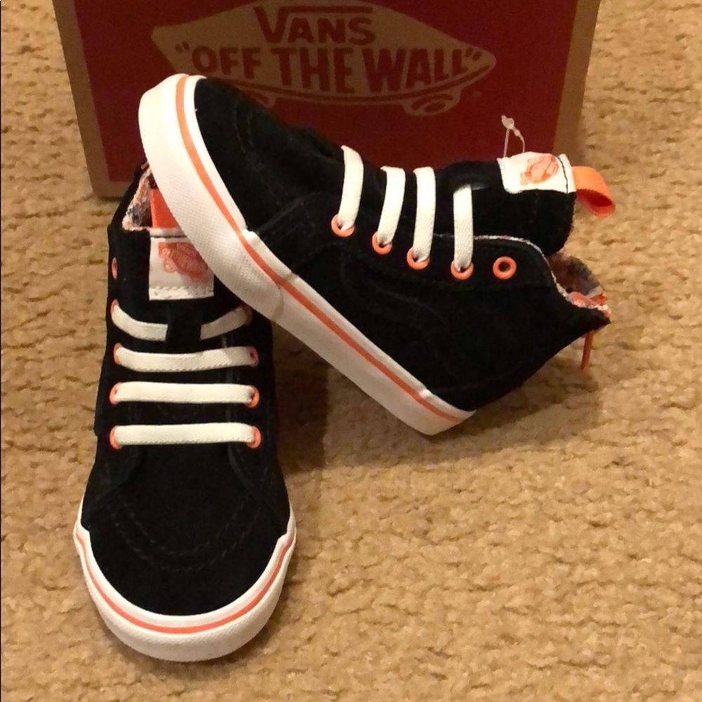 Sk8Hi Zip MTE Vans